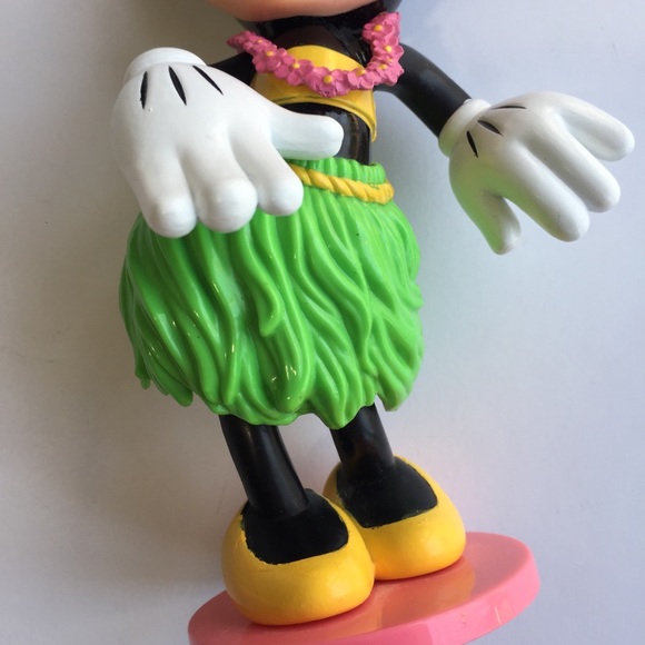 Minnie Mouse Hula Dance Bobble Figure - Picture 7 of 11
